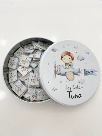 Teneke Kutu İçerisinde Uçak Temalı Bebek Çikolatası
