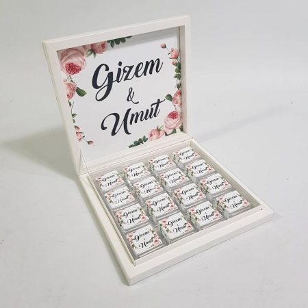 Pembe Gül Temalı Madlen Çikolata