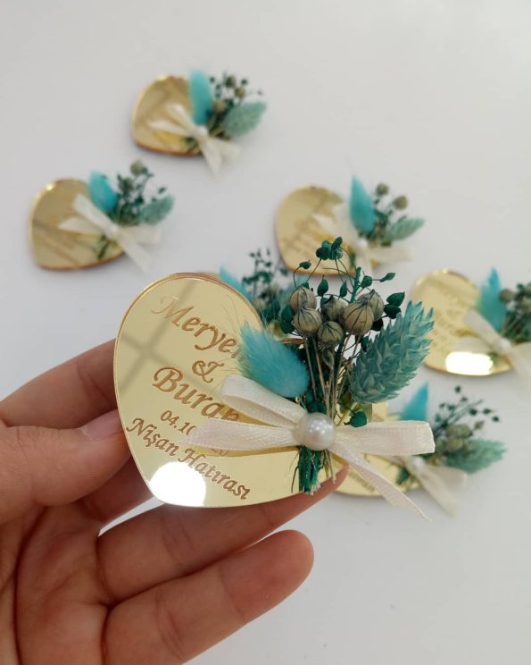 Altın Pleksi Kalp Nikah Şekeri