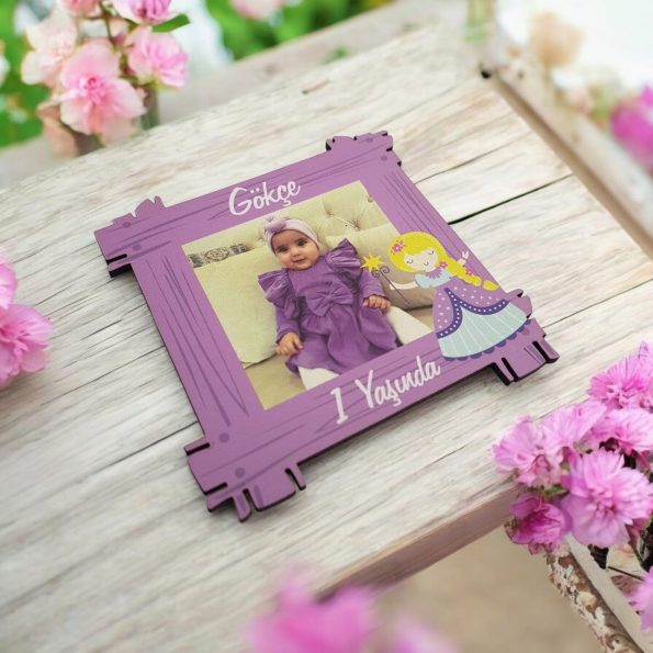 Çit Şeklinde Ahşap Çerçeve Magnet - Prenses
