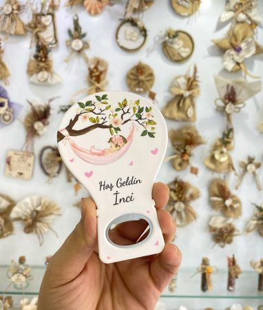 Balon Açacak Magnet - Sallanan Bebek Temalı