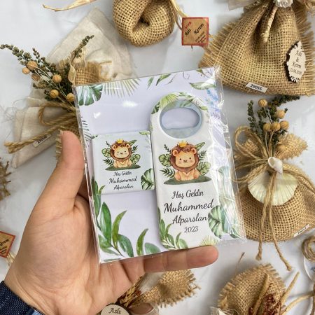 Aslan Temalı Çikolatalı Uzun Açacak Magnet