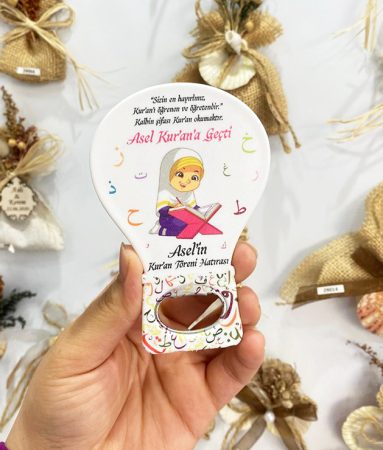 Balon Açacak Magnet - Kuran Okuyan Kız Çocuk Temalı