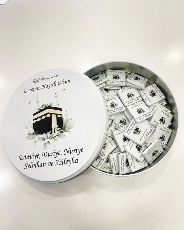 Teneke Kutu İçerisinde Kabe Temalı Madlen Çikolata